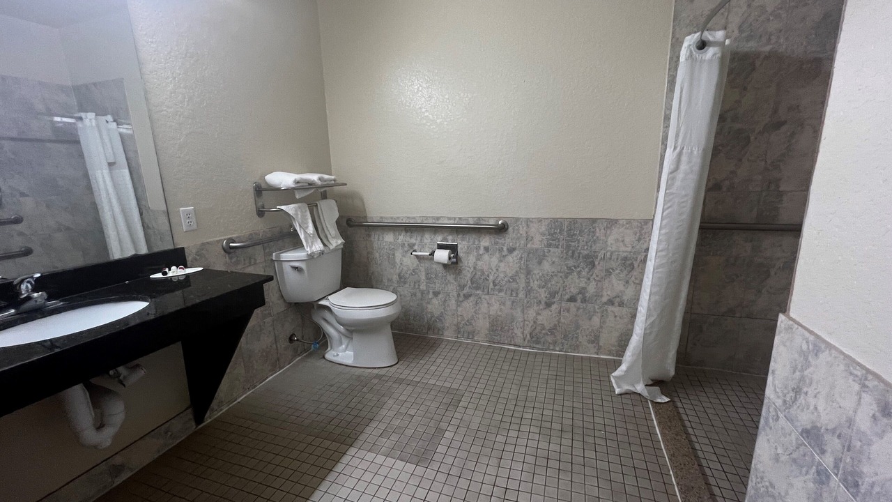 Photo of Bathroom in Brookshire