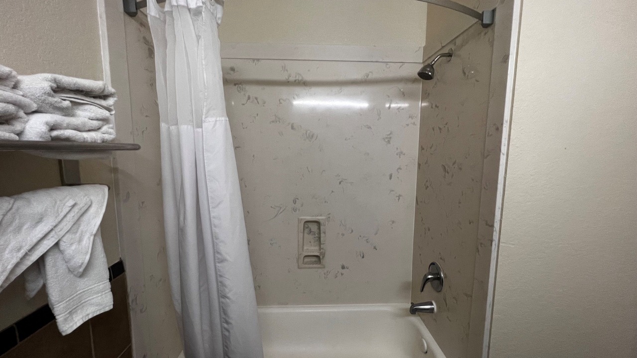 Photo of Bedroom in Brookshire