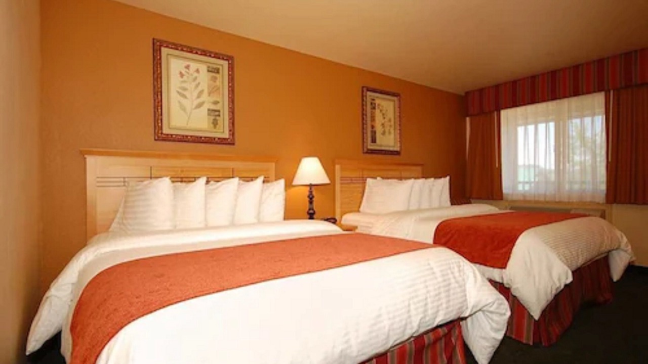 Photo of Bedroom in Sutherlin