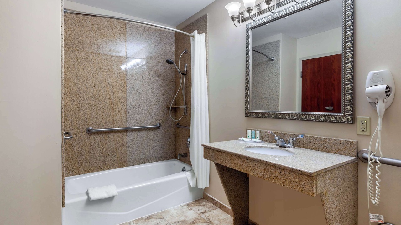 Photo of Bedroom in Smyrna