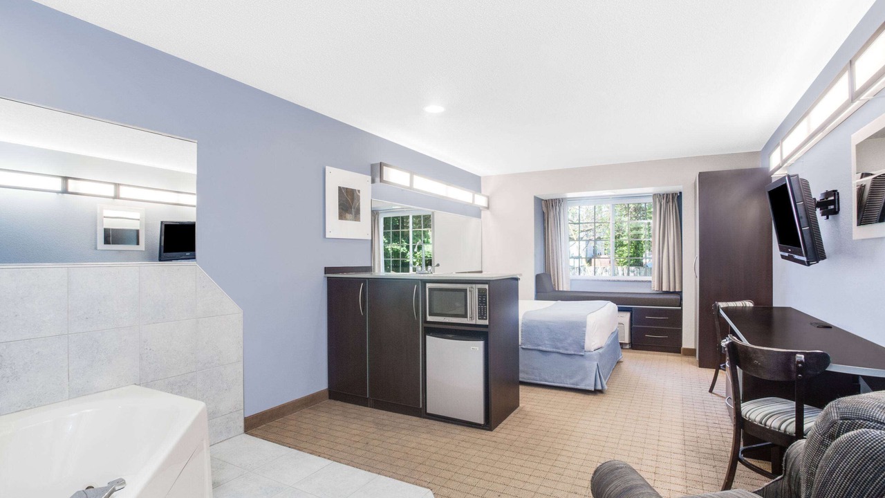 Photo of Livingroom in Bath