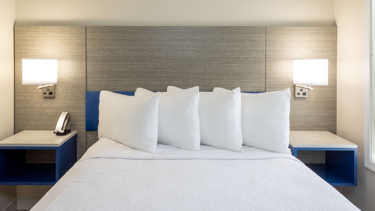 Photo of Bedroom in Apple Valley