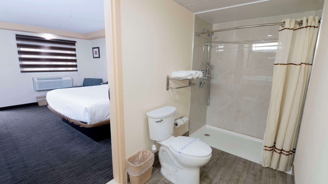 Photo of Bathroom in Hopelawn