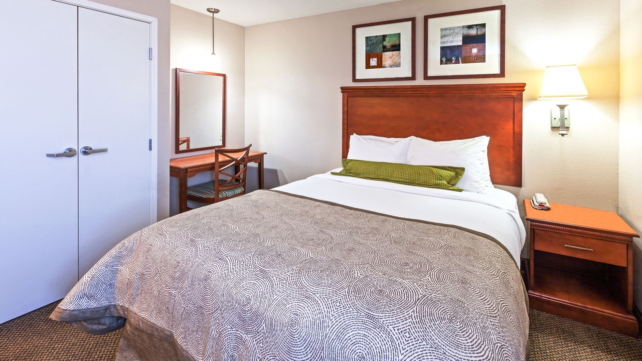 Photo of Bedroom in Owasso