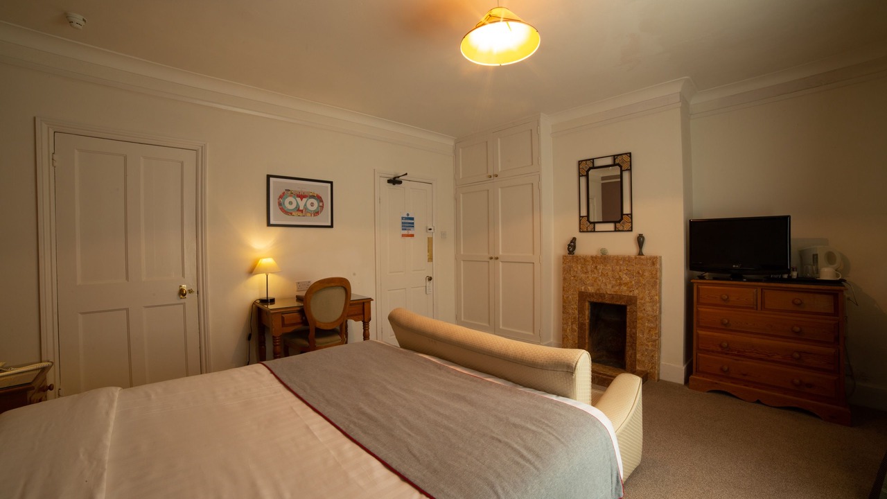 Photo of Bedroom in Binfield