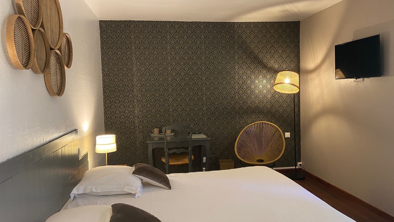 Photo of Bedroom in Chateauneuf-du-Pape