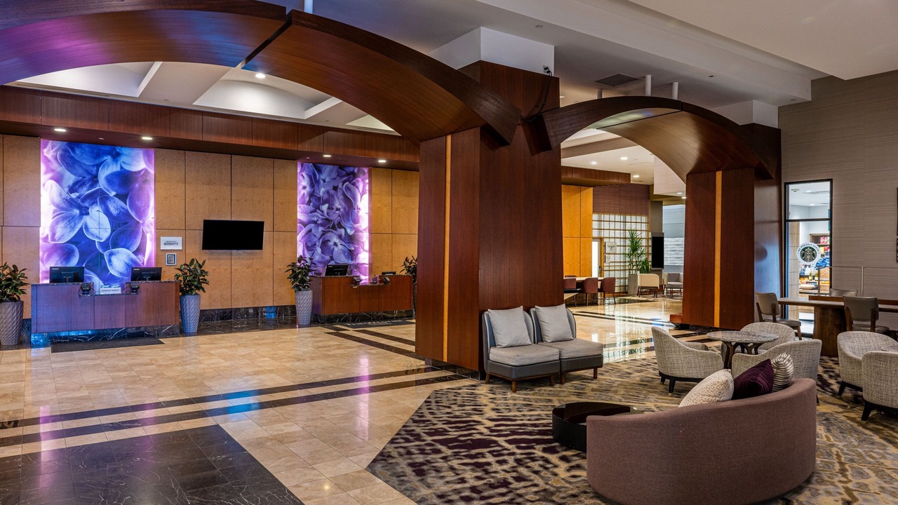 Photo of Others in Lombard