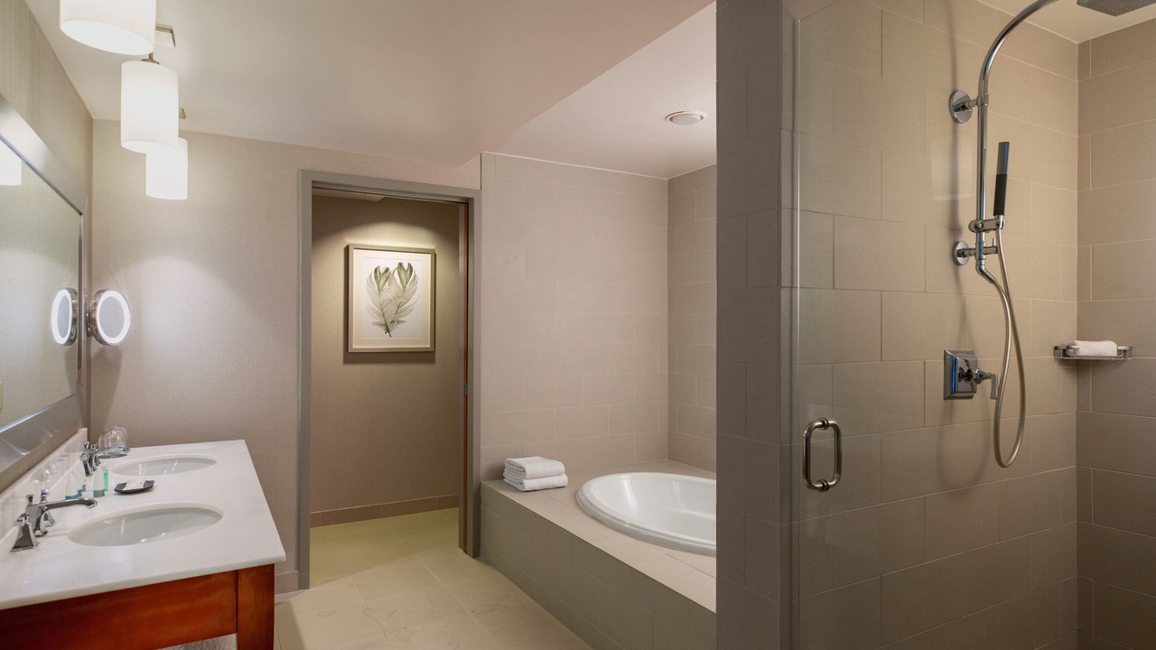 Photo of Bathroom in Lombard