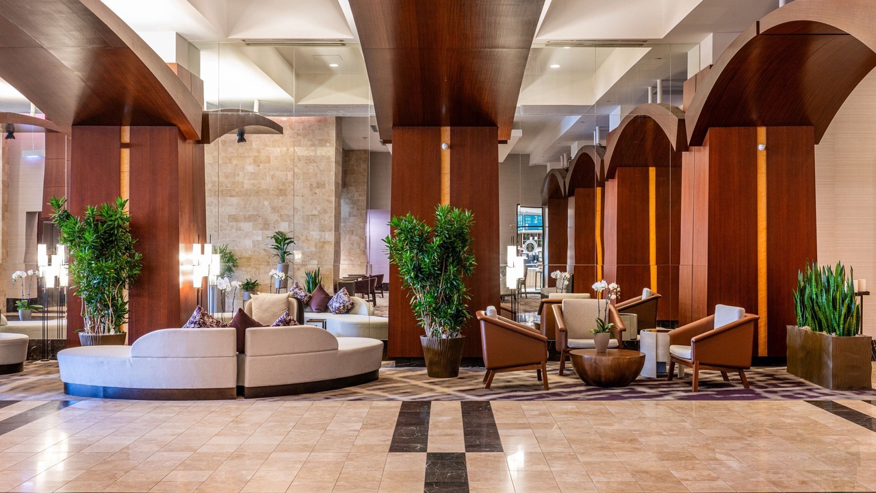 Photo of Others in Lombard