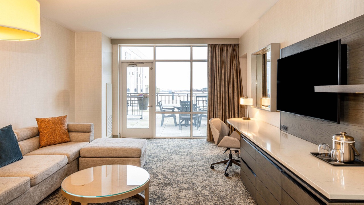 Photo of Others in Lombard