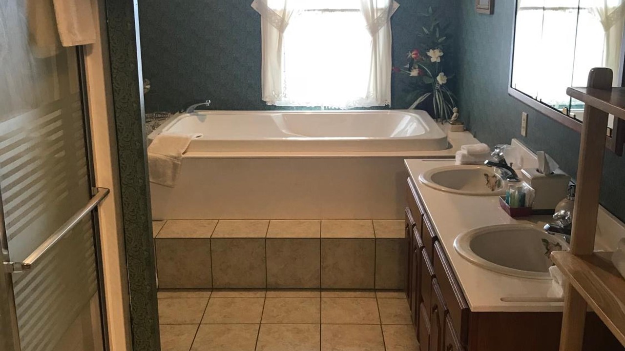 Photo of Bathroom in Town of Reading