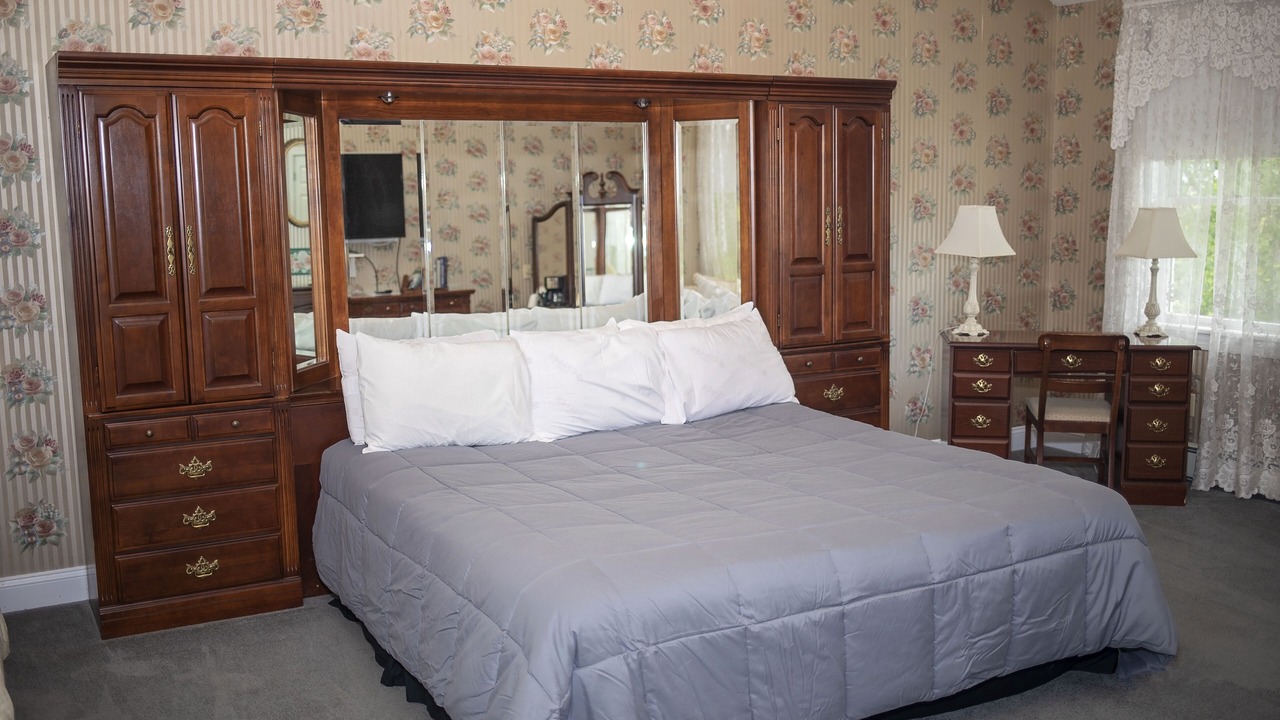 Photo of Others in Town of Reading