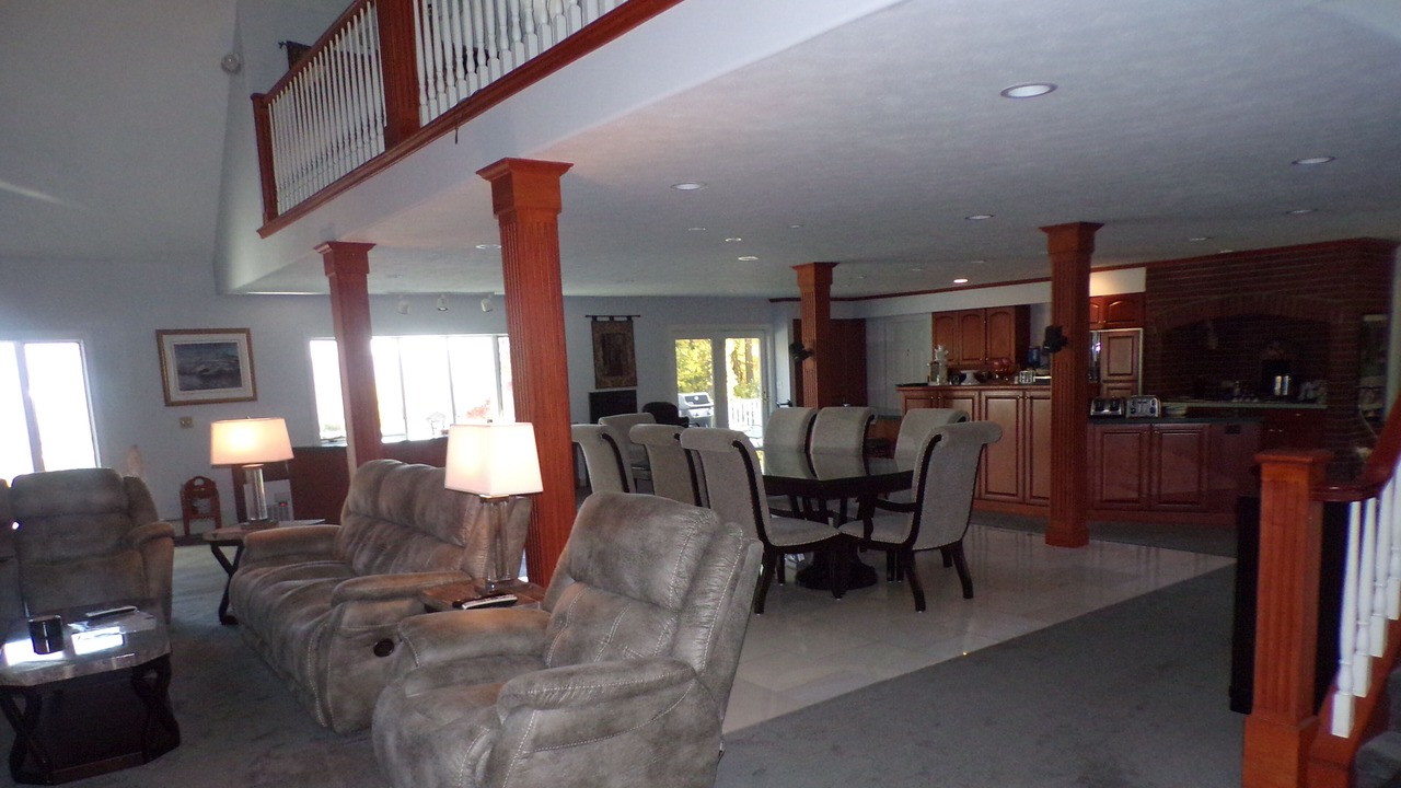 Photo of Others in Town of Reading