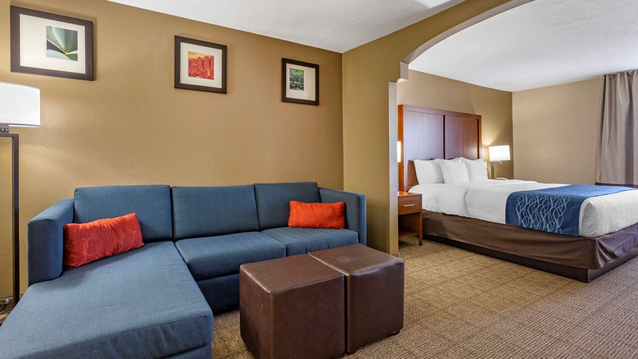 Photo of Bedroom in Lordsburg