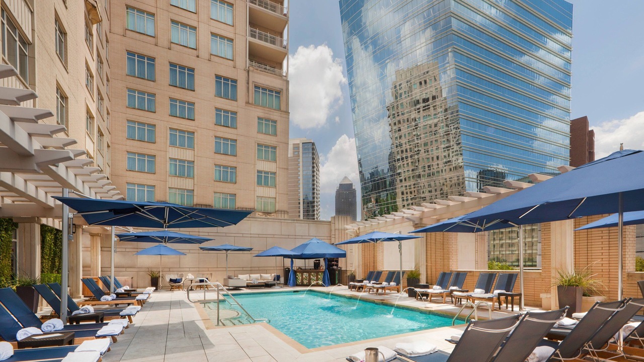 Photo of Outdoor in Uptown