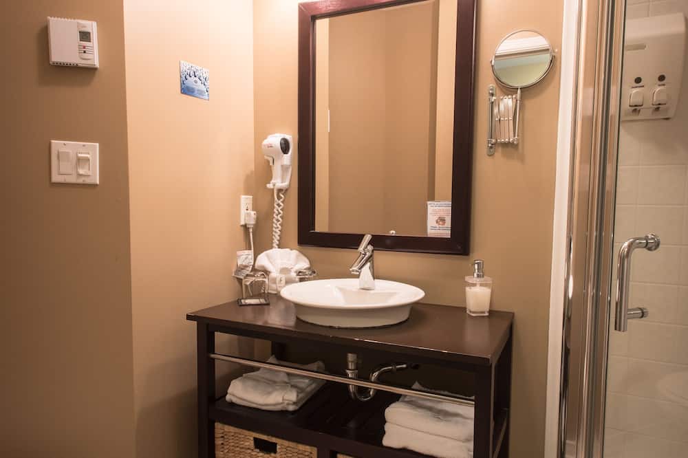 Photo of Bathroom in Piedmont