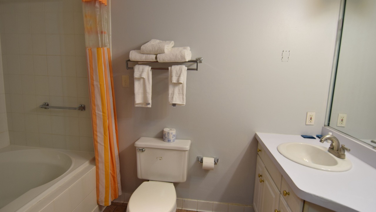 Photo of Bathroom in Clarence