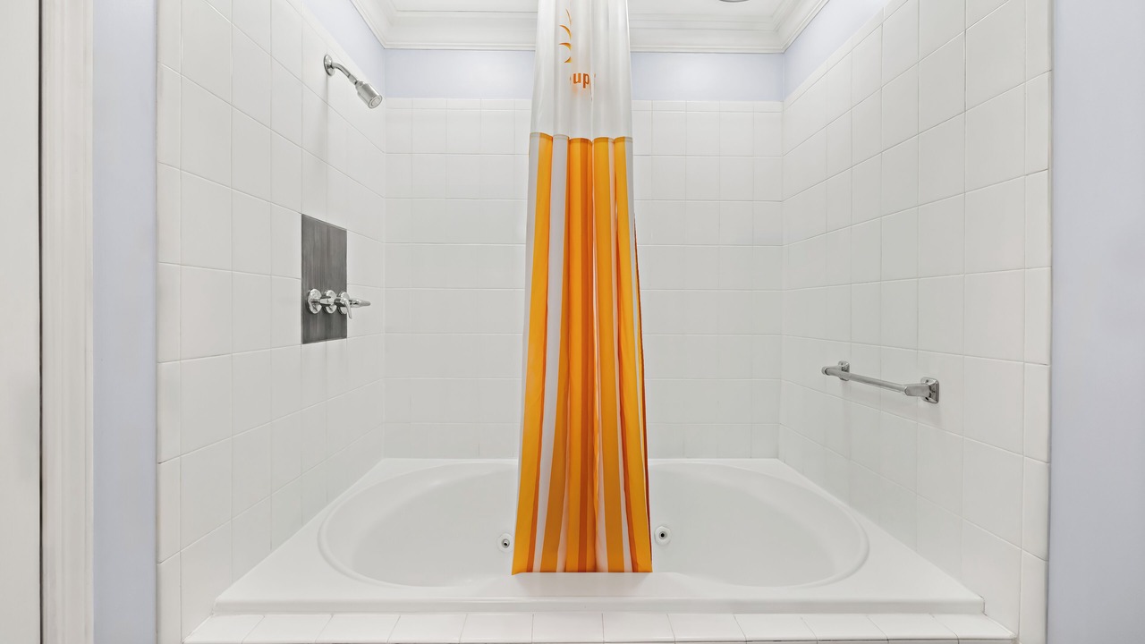 Photo of Bathroom in Clarence