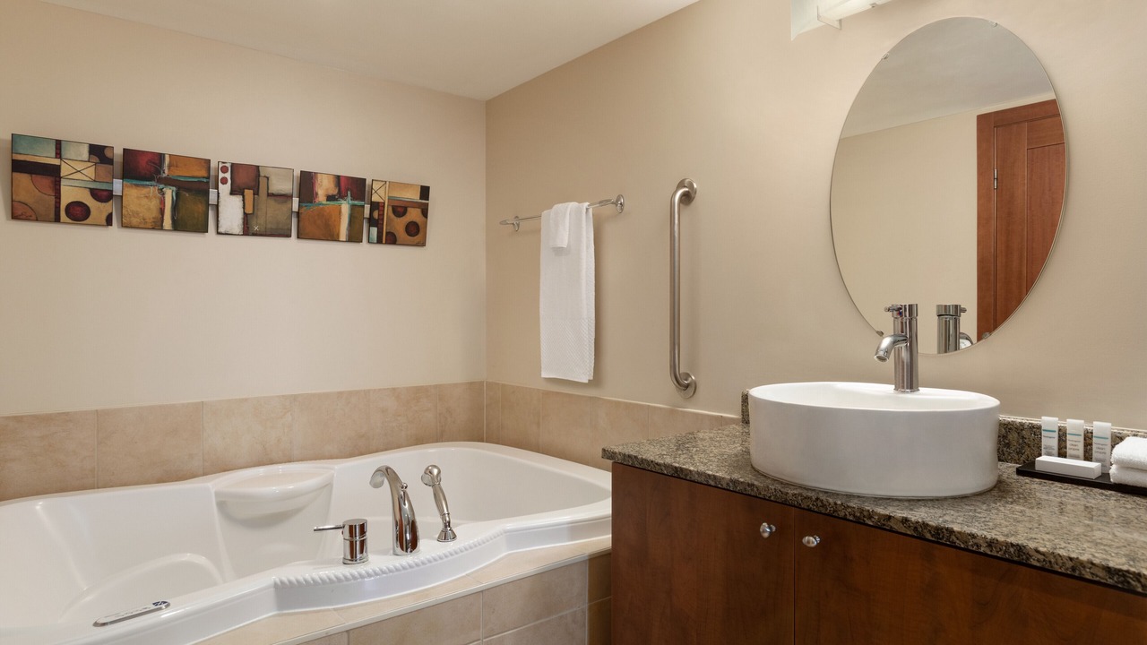 Photo of Bathroom in International District