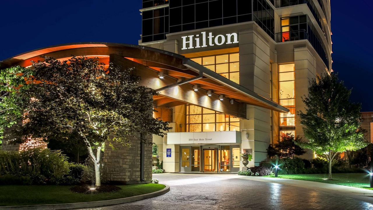 Photo of Buildings in Downtown Branson