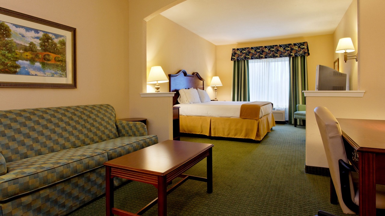 Photo of Bedroom in Southside