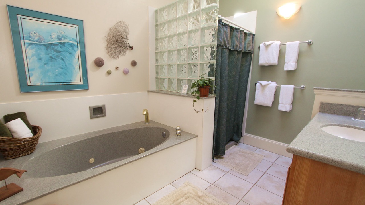 Photo of Bathroom in Mendocino