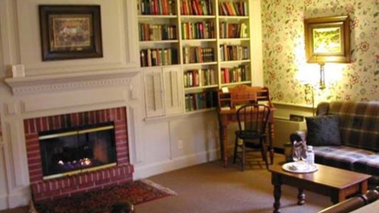 Photo of Others in Clarence