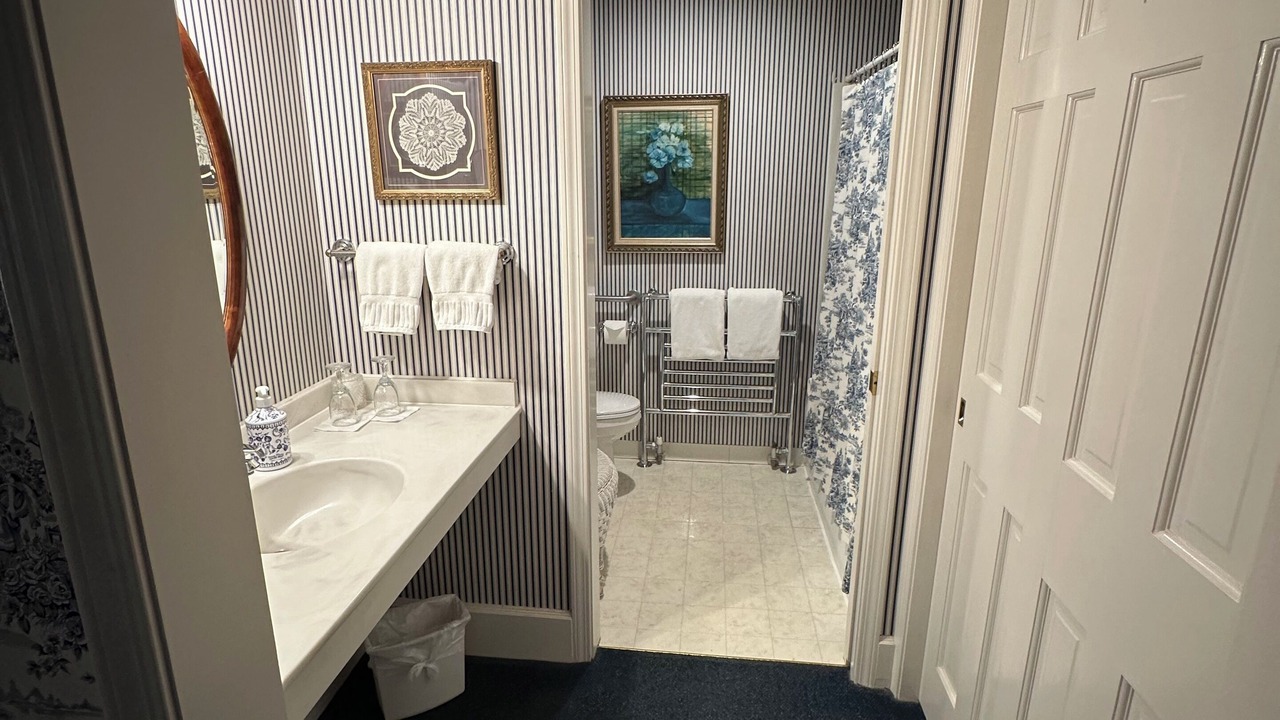 Photo of Bathroom in Clarence