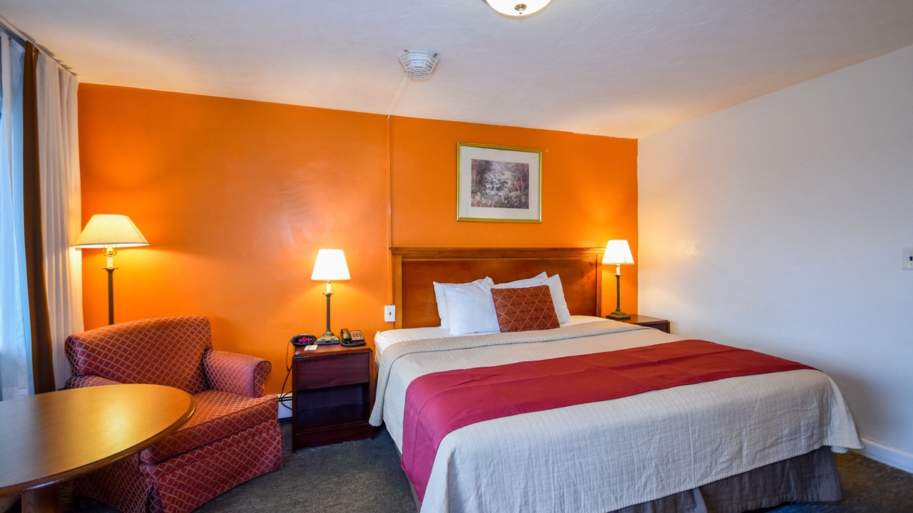 Photo of Bedroom in Framingham