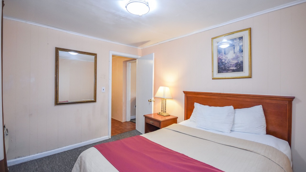 Photo of Bedroom in Framingham