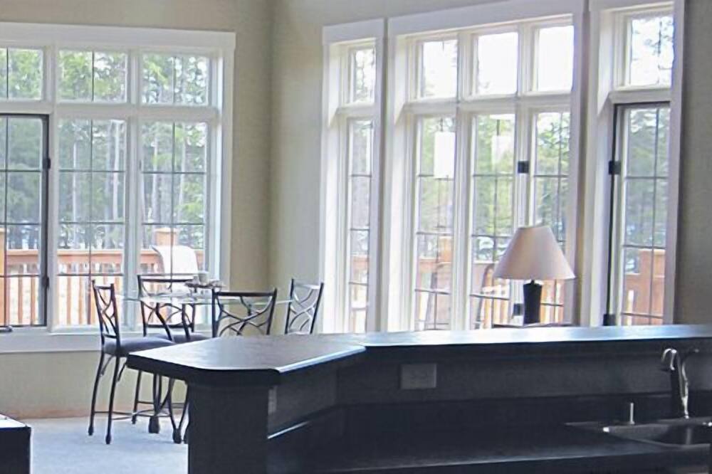 Photo of Livingroom in Three Lakes
