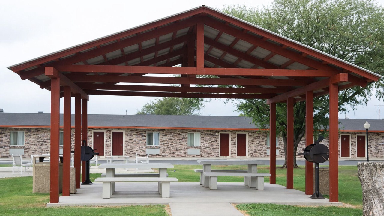 Photo of Outdoor in Hondo