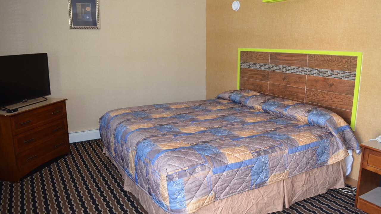 Photo of Bedroom in East Falmouth