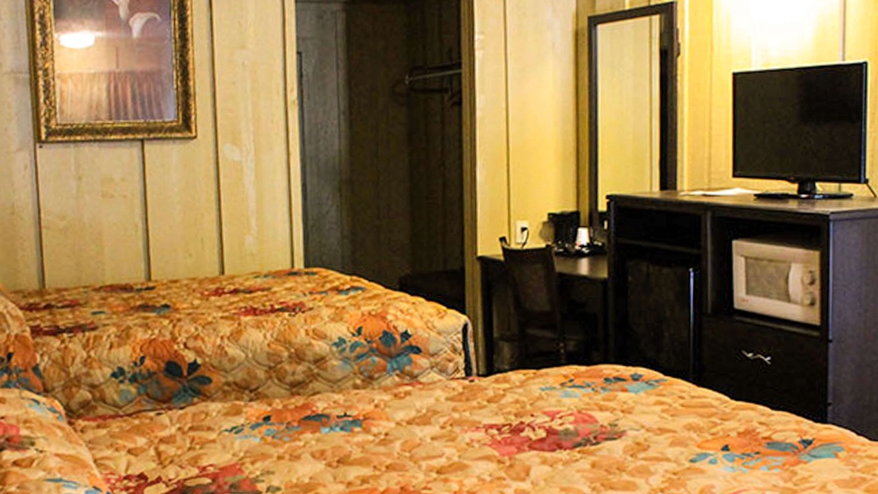 Photo of Bedroom in Broken Bow