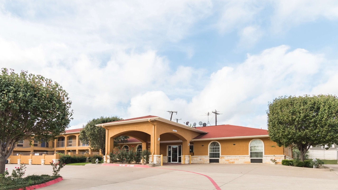 Photo of Outdoor in Alvarado