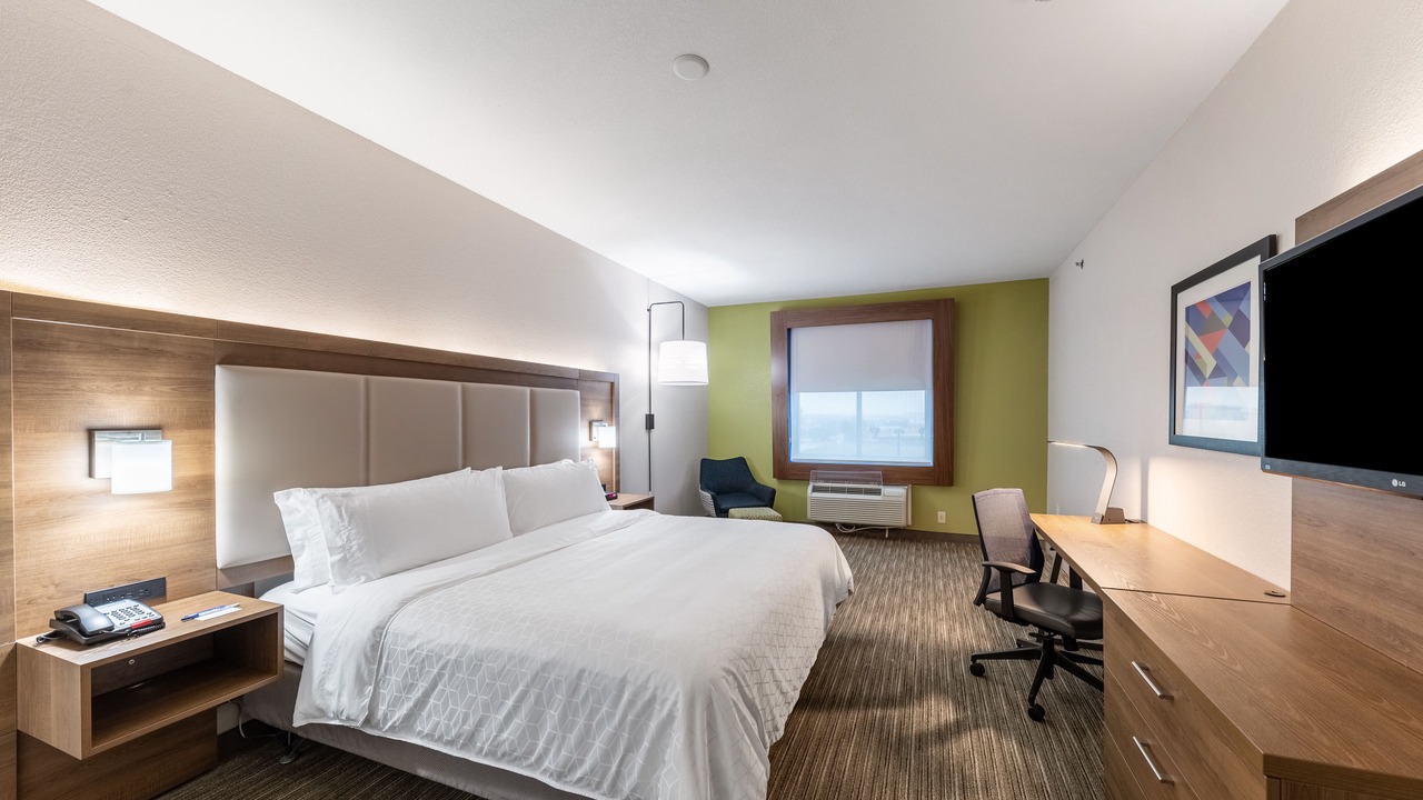 Photo of Bedroom in Fossil Creek