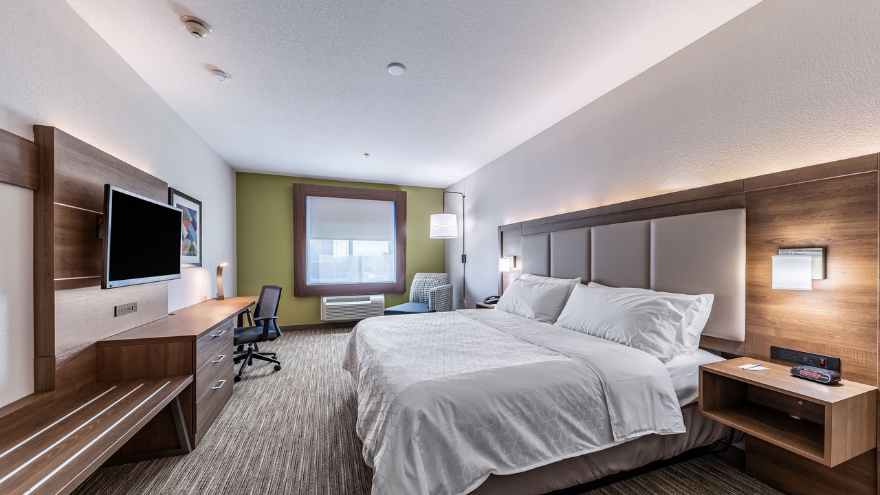 Photo of Bedroom in Fossil Creek