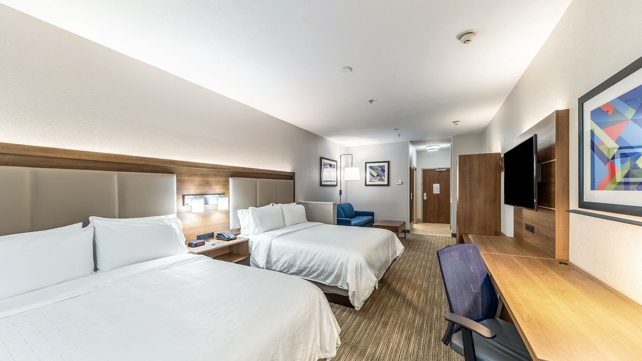 Photo of Bedroom in Fossil Creek