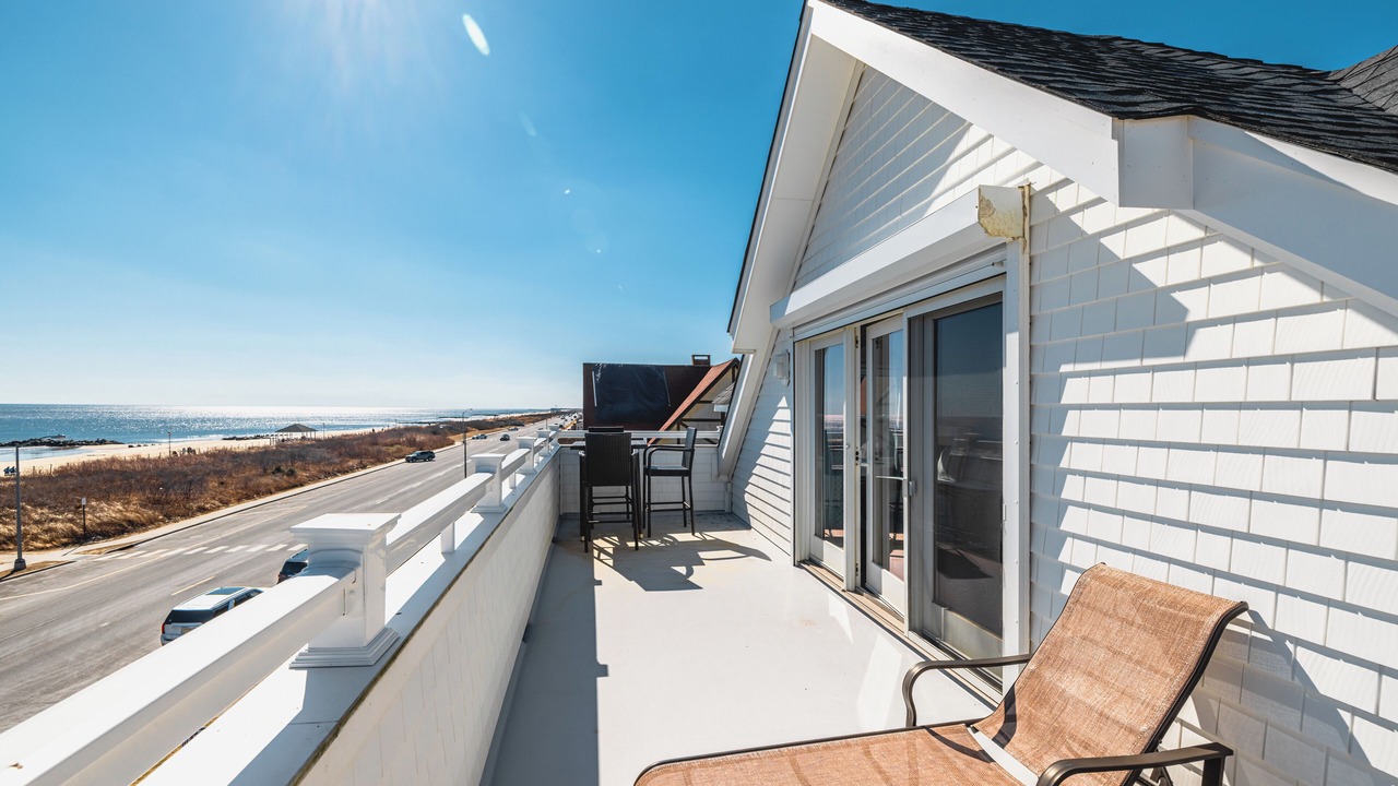 Photo of Patio Balcony in Spring Lake