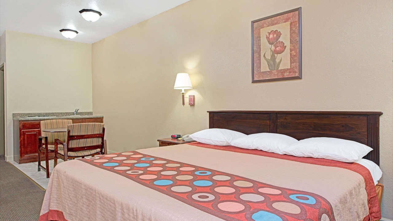 Photo of Bedroom in Airport Township