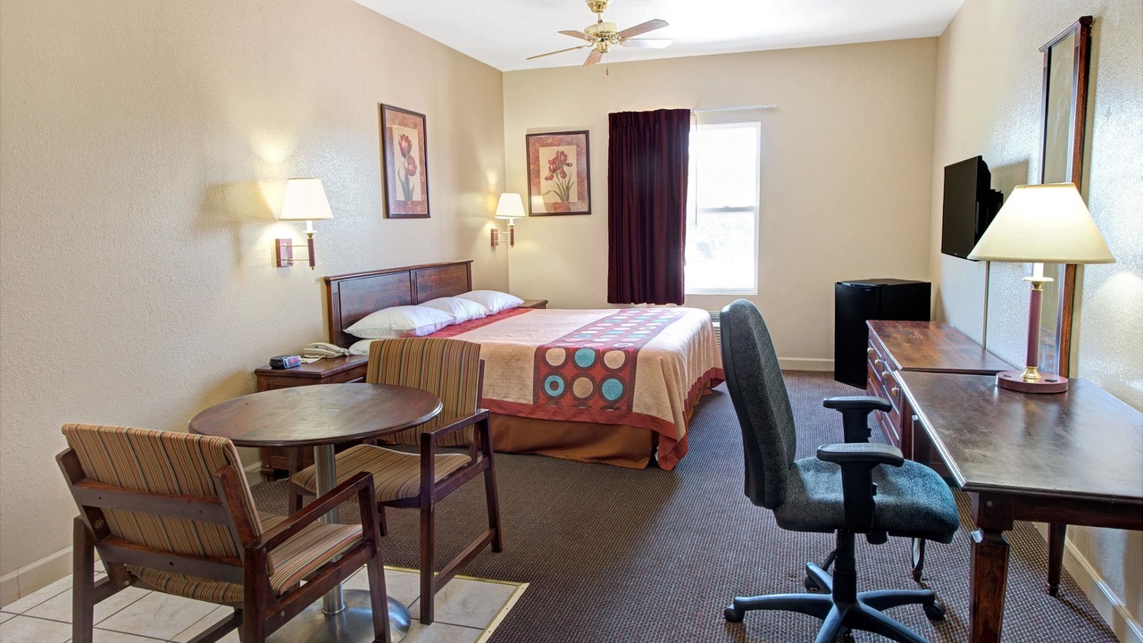 Photo of Bedroom in Airport Township