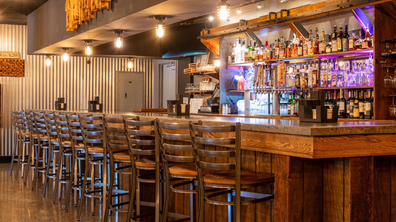 Photo of Others in Bartlett