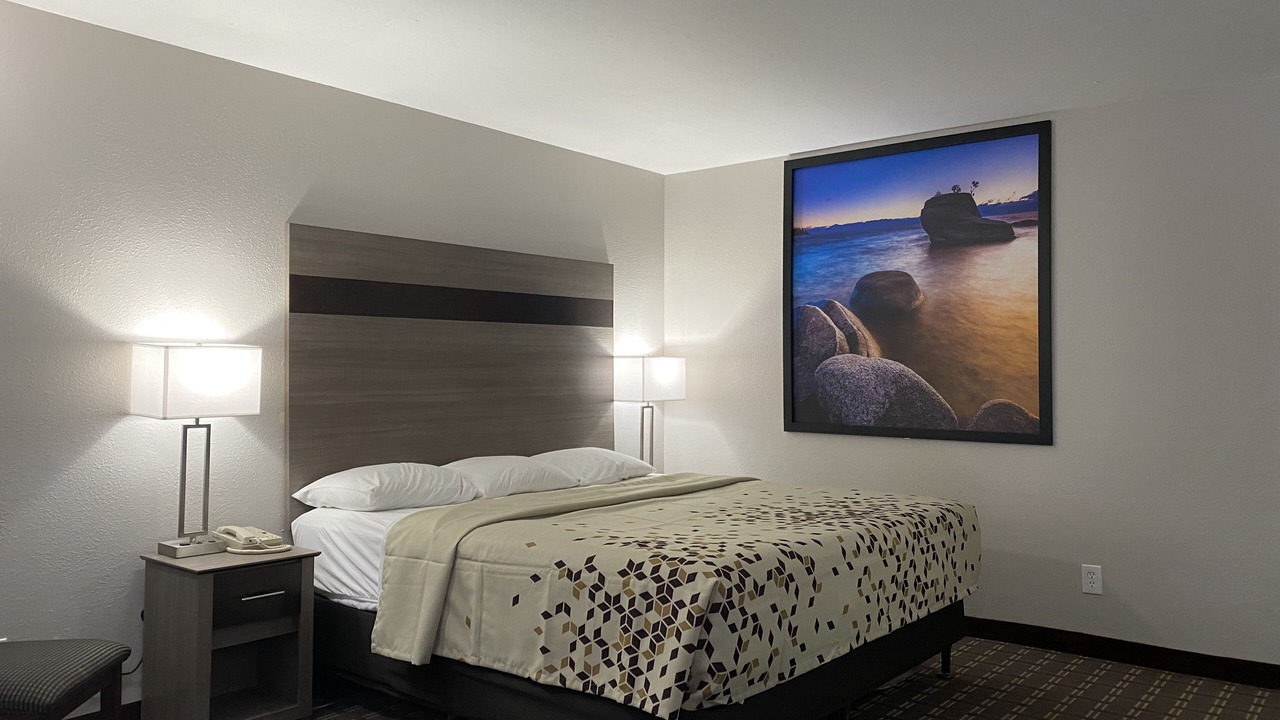 Photo of Bedroom in Tahoe Valley