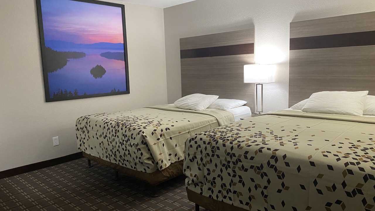 Photo of Bedroom in Tahoe Valley