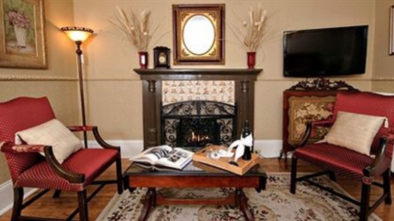 Photo of Others in Downtown Ottawa