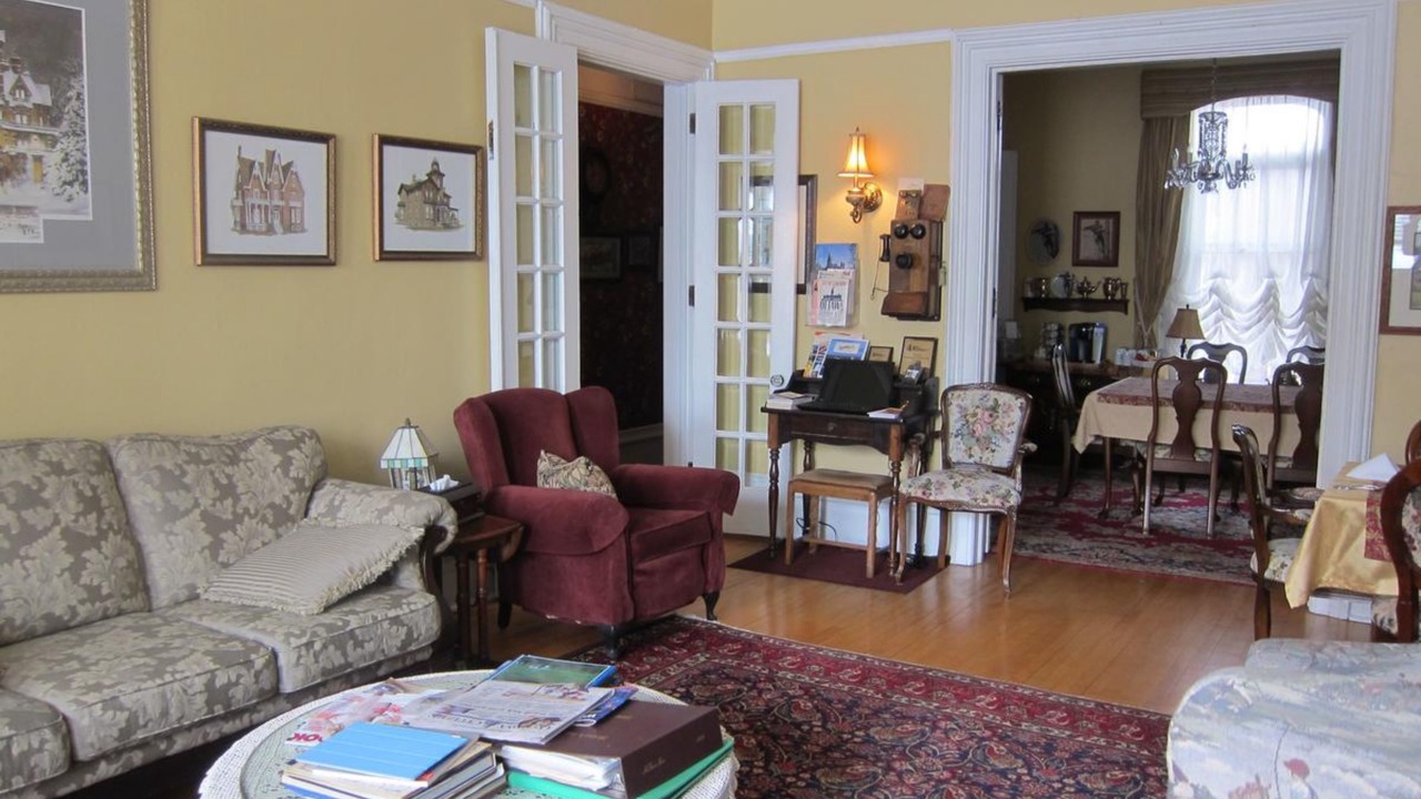 Photo of Others in Downtown Ottawa