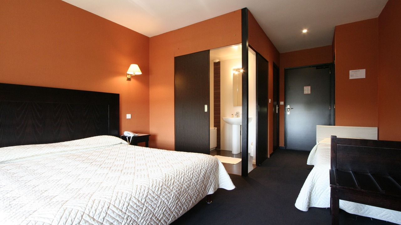 Photo of Bedroom in Pontorson