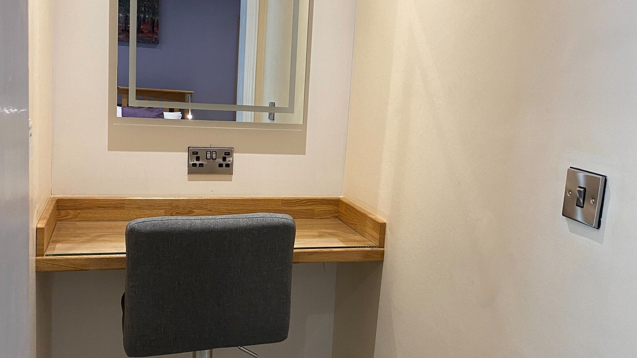 Photo of Others in Kennford