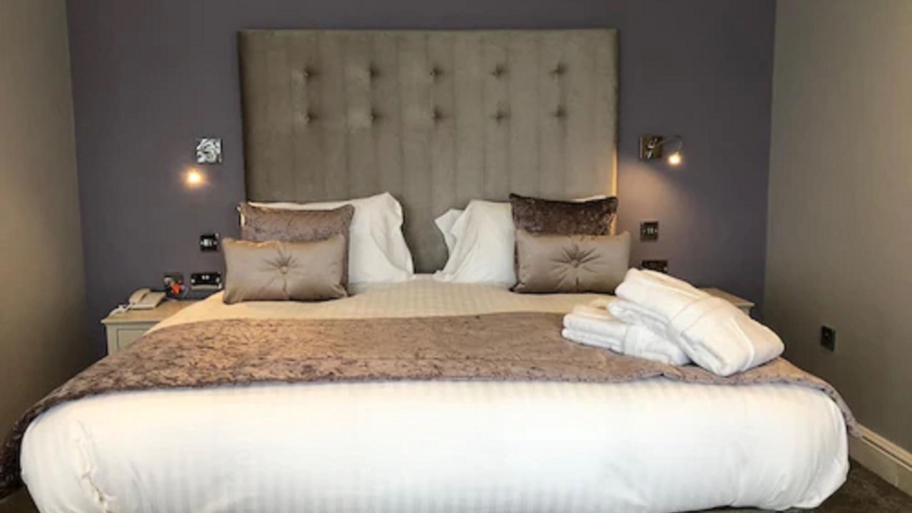 Photo of Others in Kennford