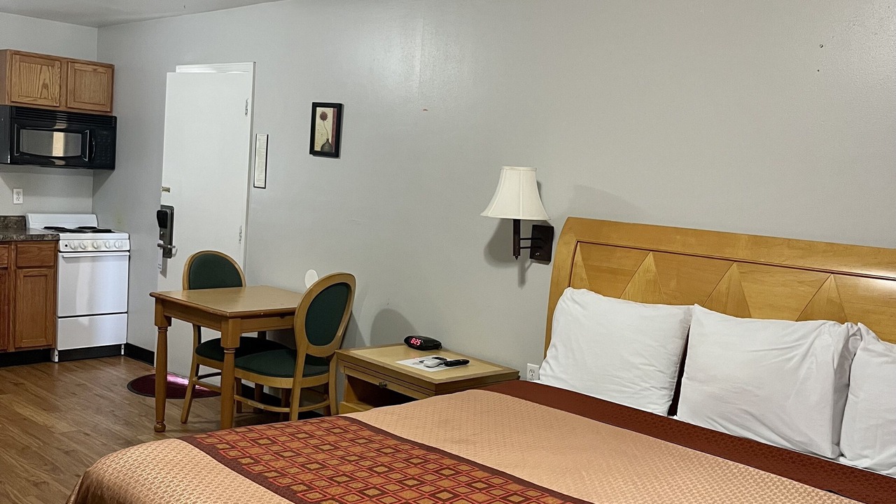 Photo of Bedroom in Keokuk